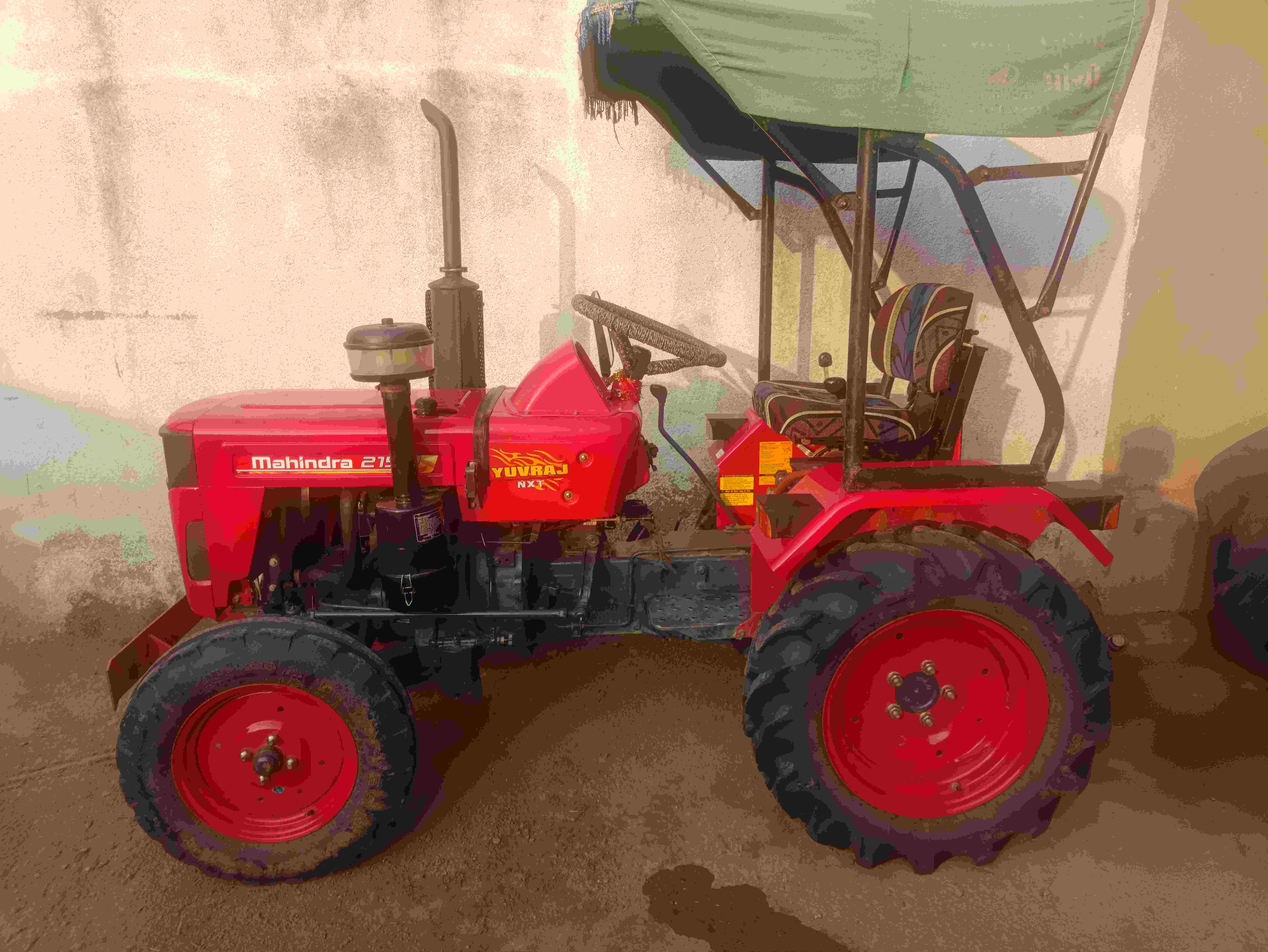 yuvaraj 215 in Bediya, Gir Somnath, Gujarat