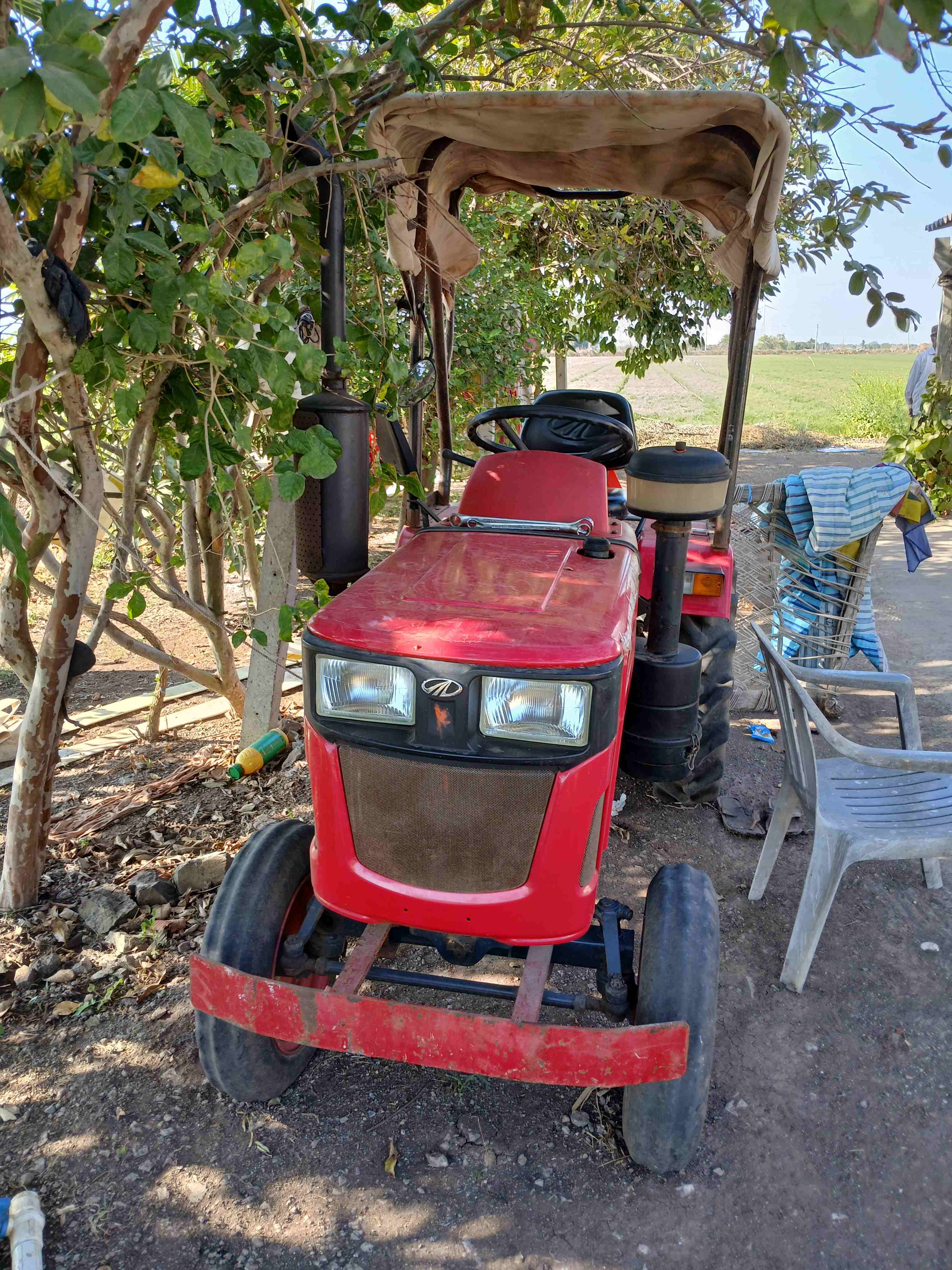 Mahindra tractor 215 in Patelka, Devbhumi Dwarka, Gujarat